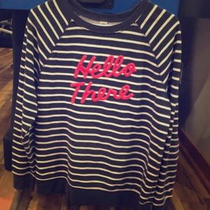 Womens medium crew neck